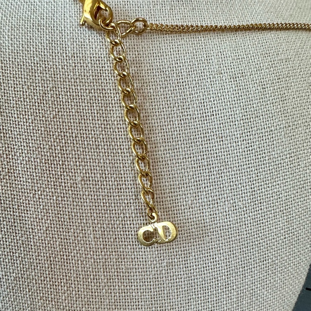 Dior Gold Saddle Pendant Necklace - Picture 8 of 8